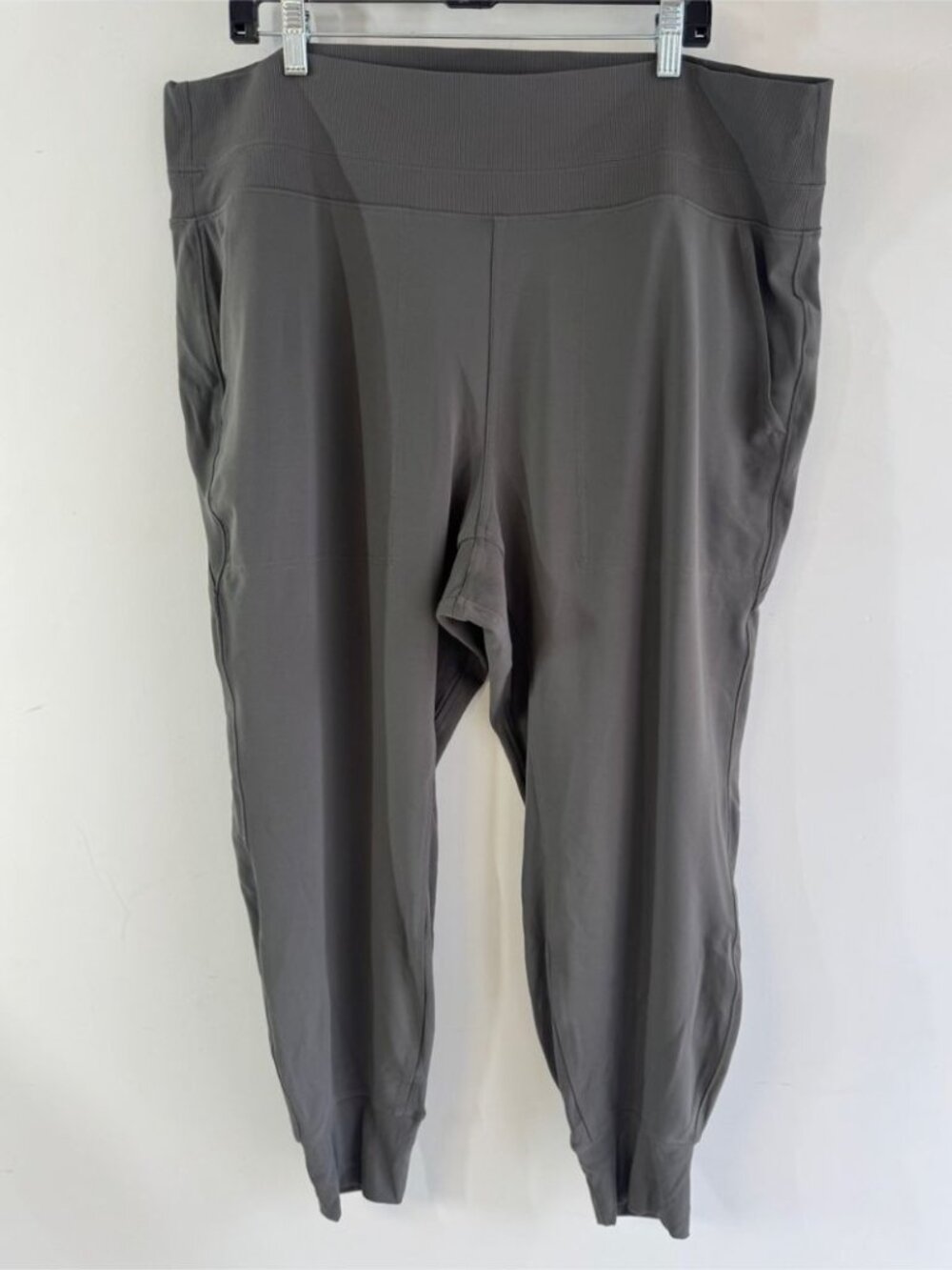 Athleta Brooklyn Jogger Pants 2X Athleisure Travel Minimalist Cozy Comy Gym - Picture 2 of 15